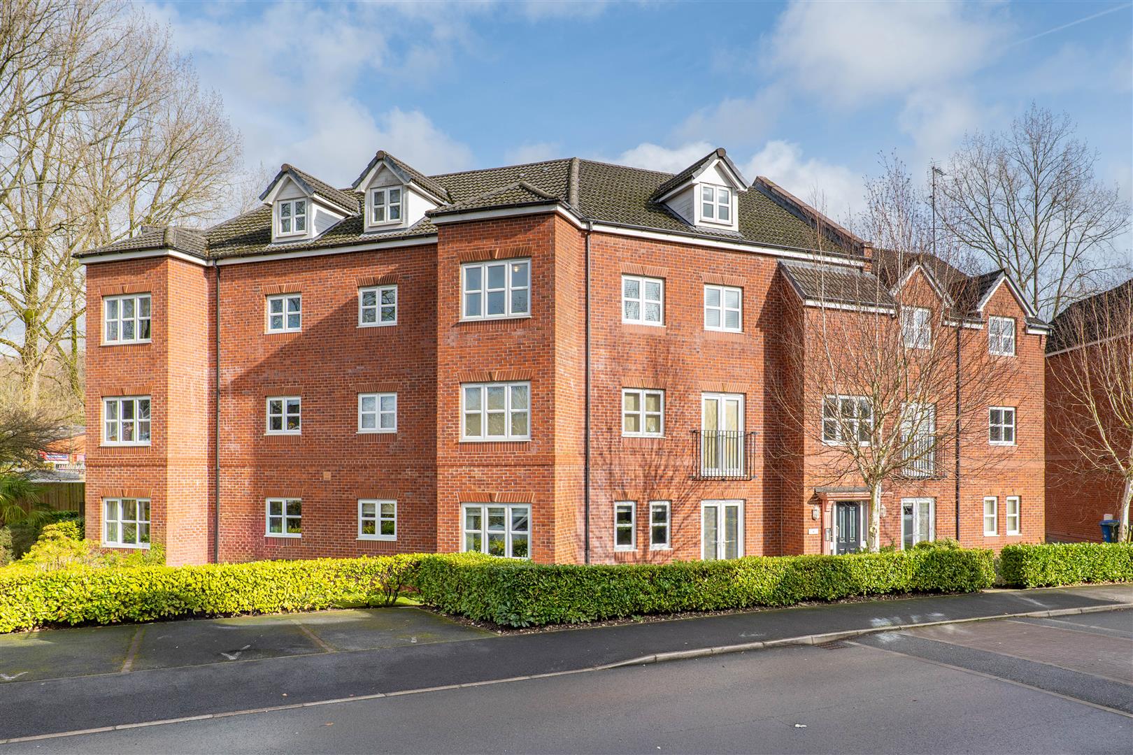 2 bed property in Duxbury Gardens, Chorley